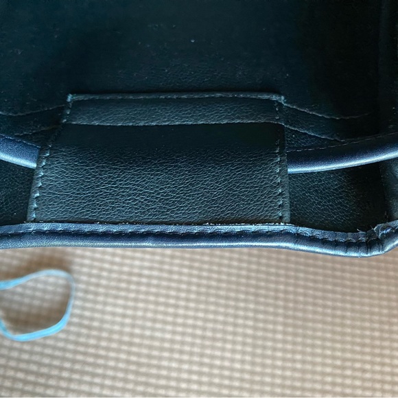 Nina Ricci Shoulder Bag - Picture 9 of 9